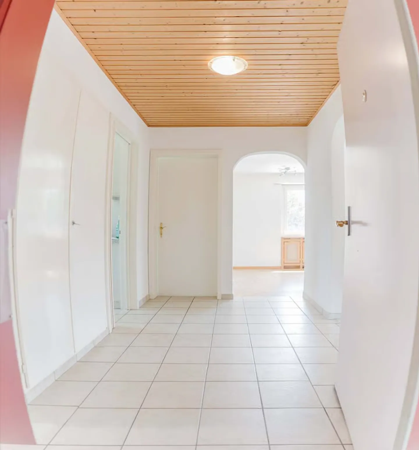 Luminoso appartamento di 3,5 stanze con balcone e bella vista a Port - Foto 2 di 13