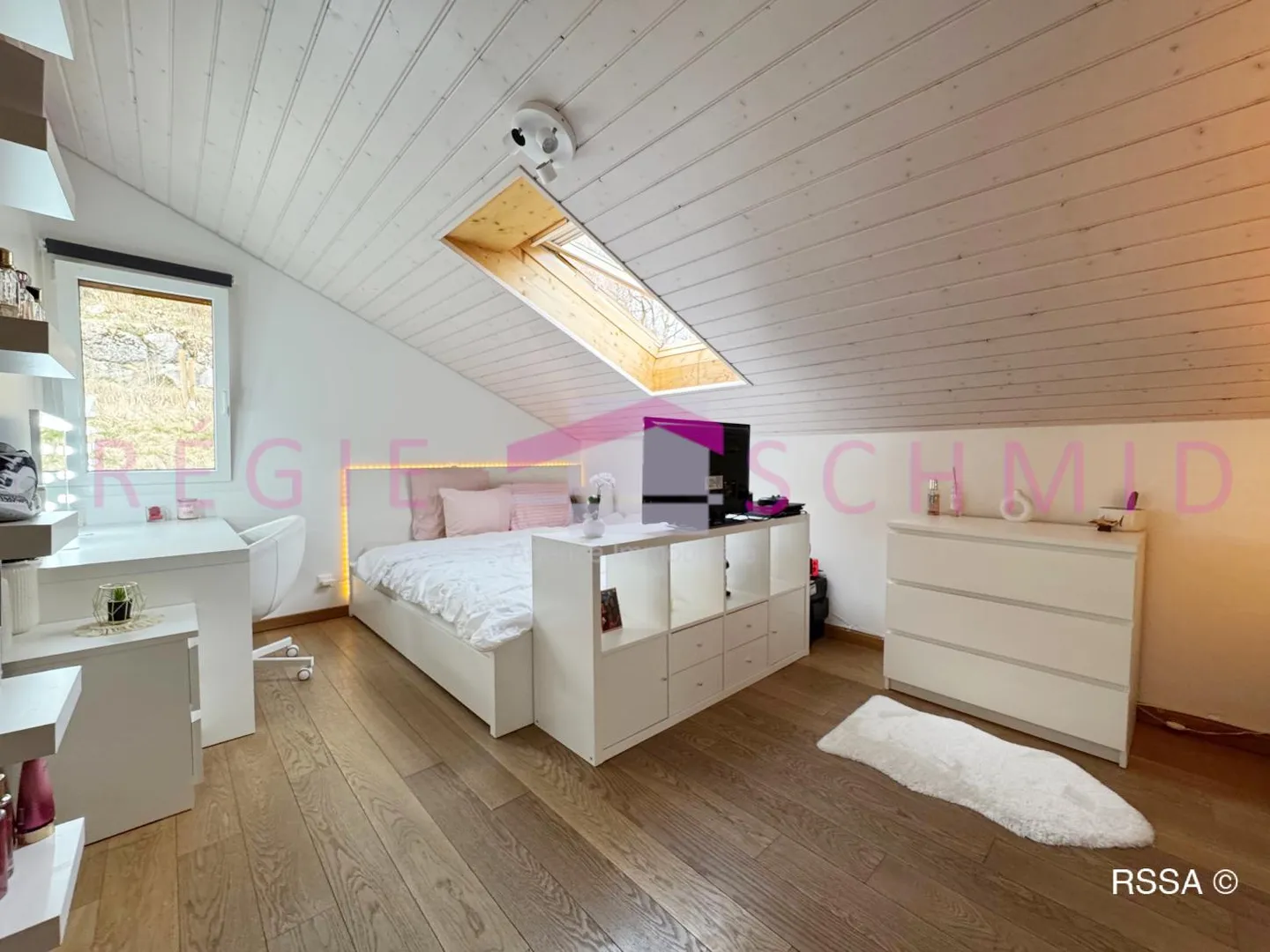 Detached villa - Photo 8 of 10