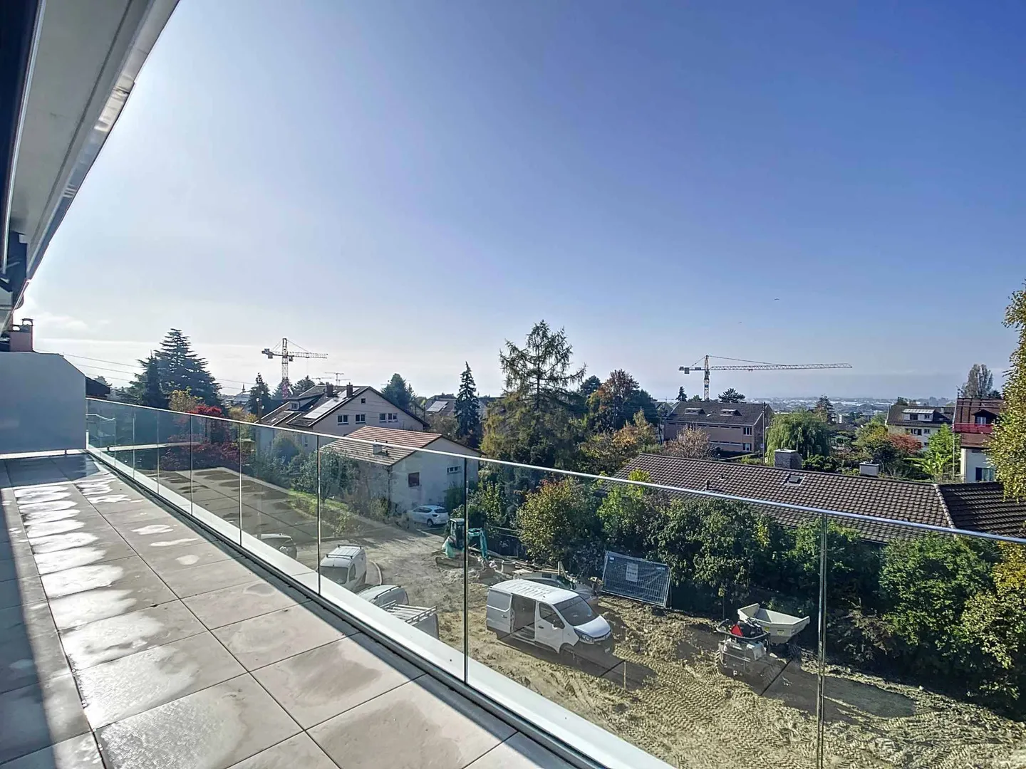 Attika MINERGIE new with panoramic view and small vegetable garden - Photo 5 of 13