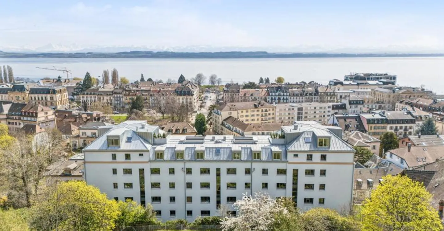 Super Lage, moderne 2.5 Zimmer Wohnung im 3. Stock - Foto 2 von 8