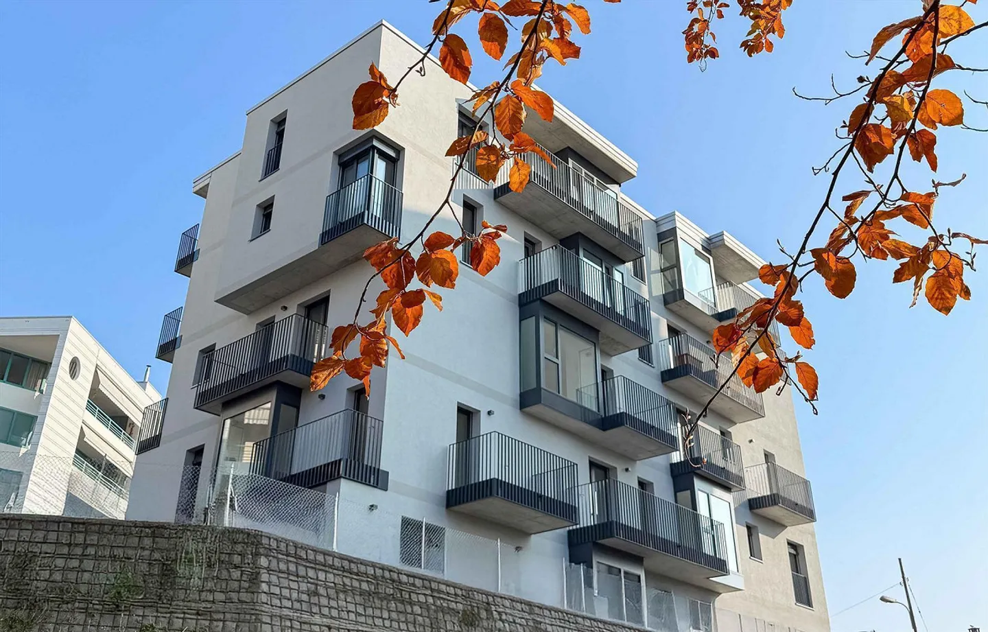 Nouveau 3.5 pièces avec terrasse à revenu à Vacallo - Photo 4 sur 6