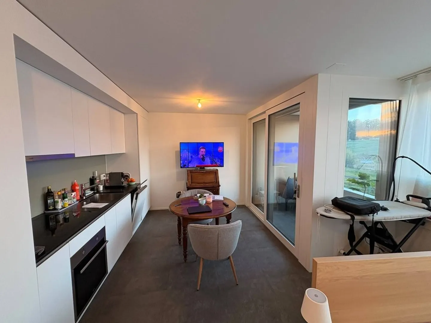 Modernes Apartment mit Smart-Tech - Foto 4 von 5