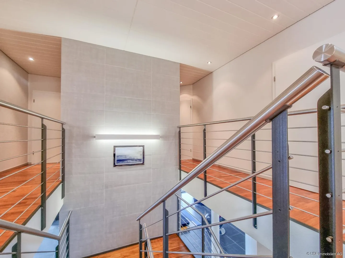 Luxuriöses Anwesen mit vielen Extras und traumhafter Aussicht - Foto 4 von 12
