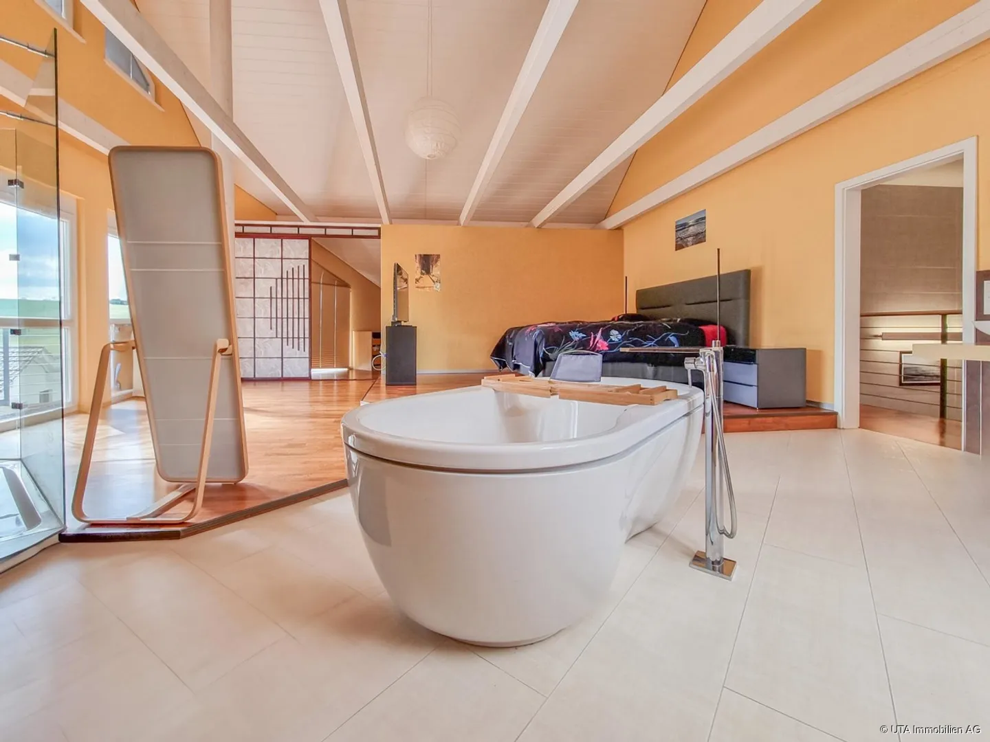 Luxuriöses Anwesen mit vielen Extras und traumhafter Aussicht - Foto 6 von 12