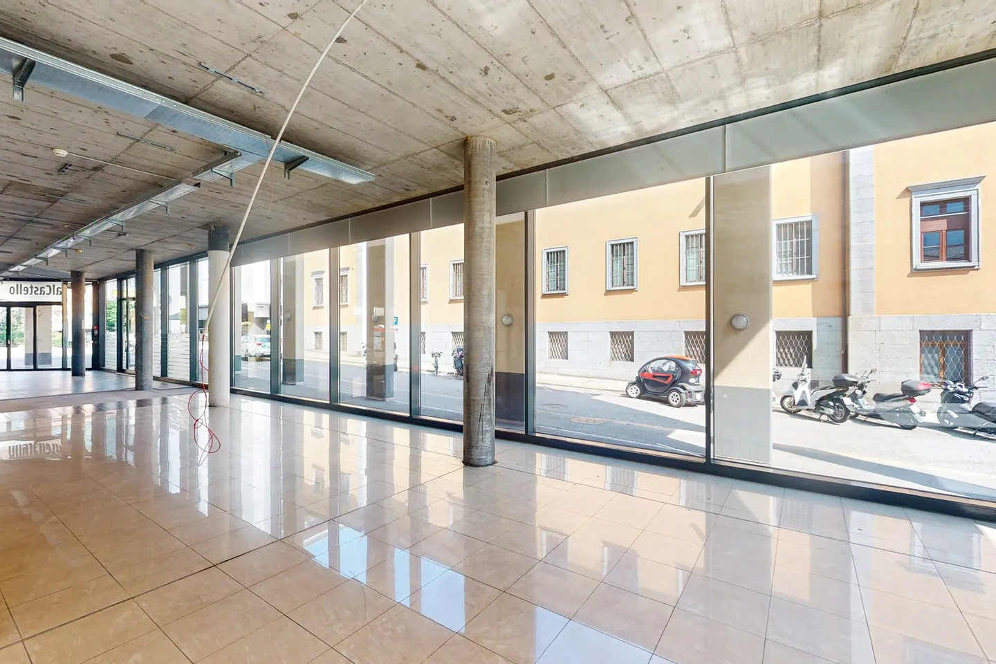 Spazio ufficio in affitto - Foto 4 di 5