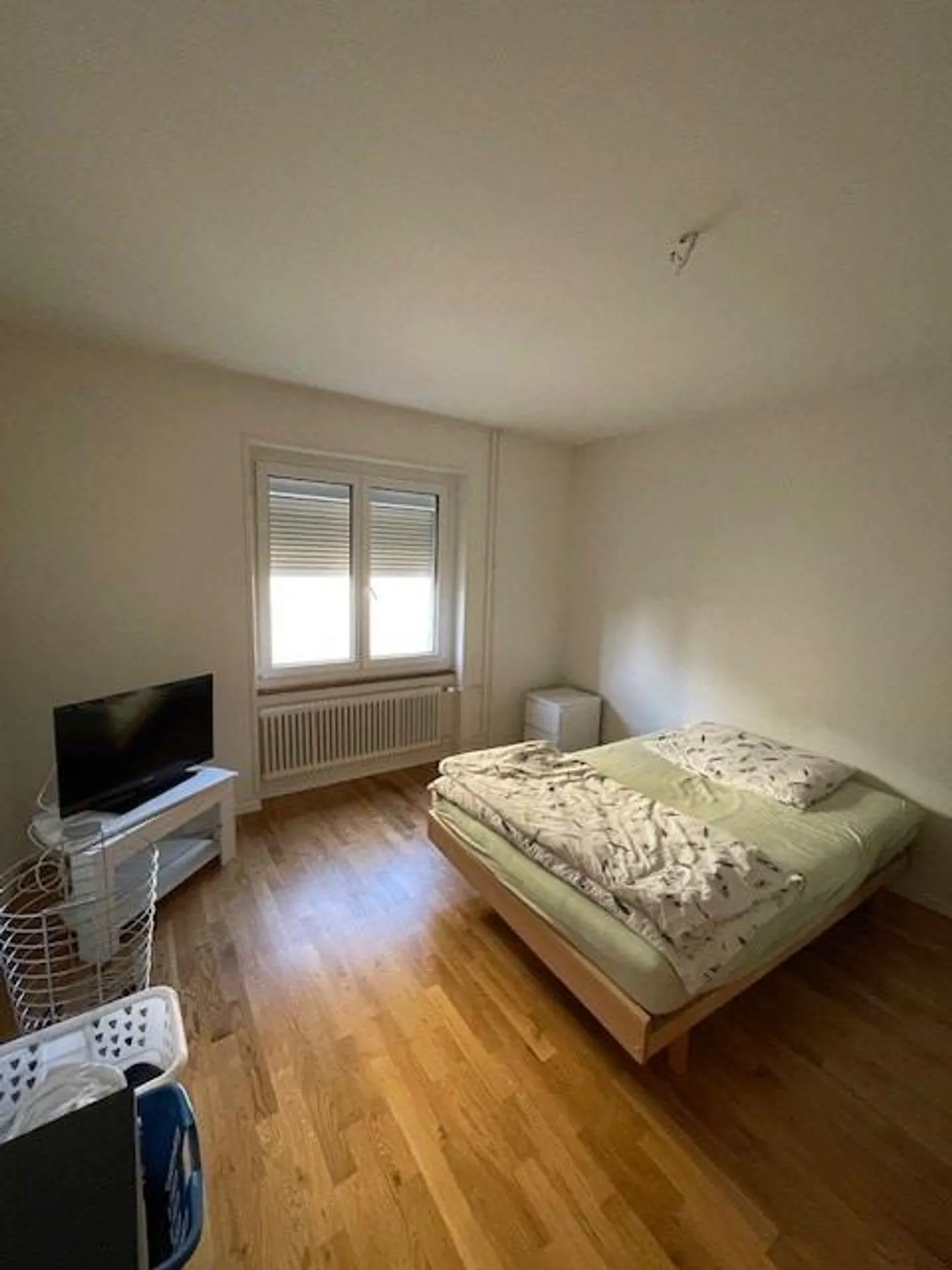 Living in a quiet residential area - Photo 4 of 6