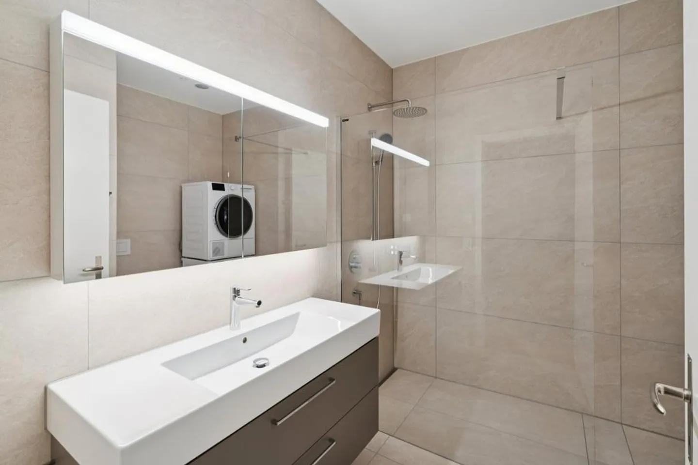 Moderne Wohnung im Richti Areal - Foto 8 von 12