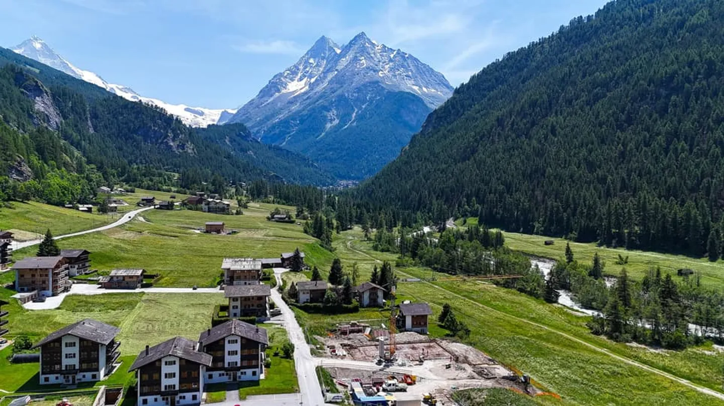 Schöne Gartenwohnung mit 2,5 Zimmern im Herzen von Evolène - Foto 2 von 13