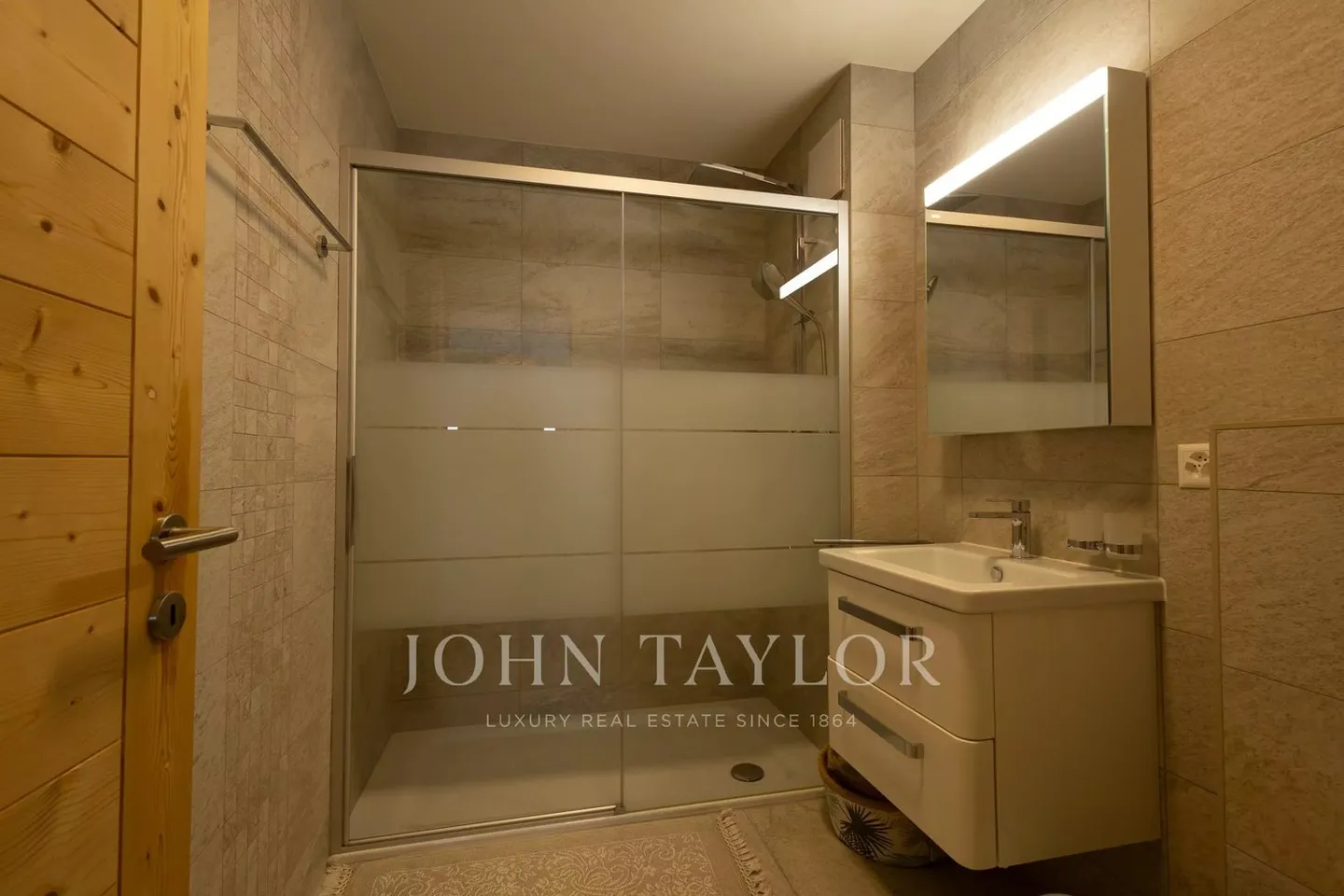 Appartement meublé avec vue - Photo 7 sur 7