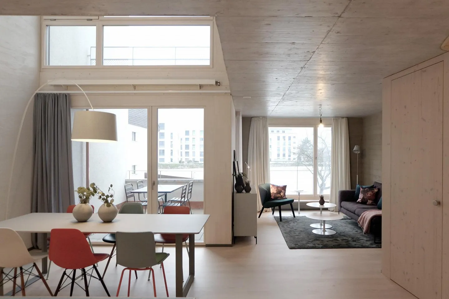 Vivere come in una casa unifamiliare con vista sul verde - Foto 1 di 7