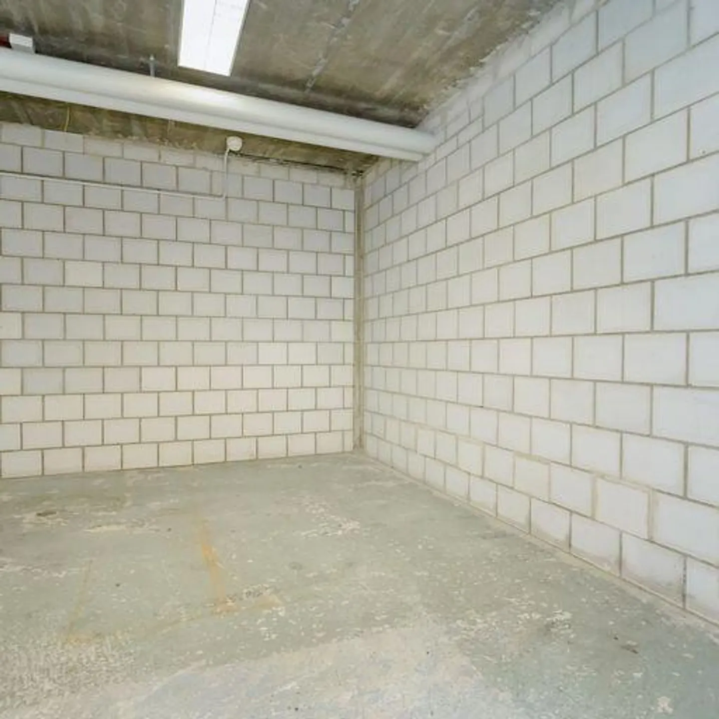 Versatile storage space in a central location in Lyss - Photo 3 of 4