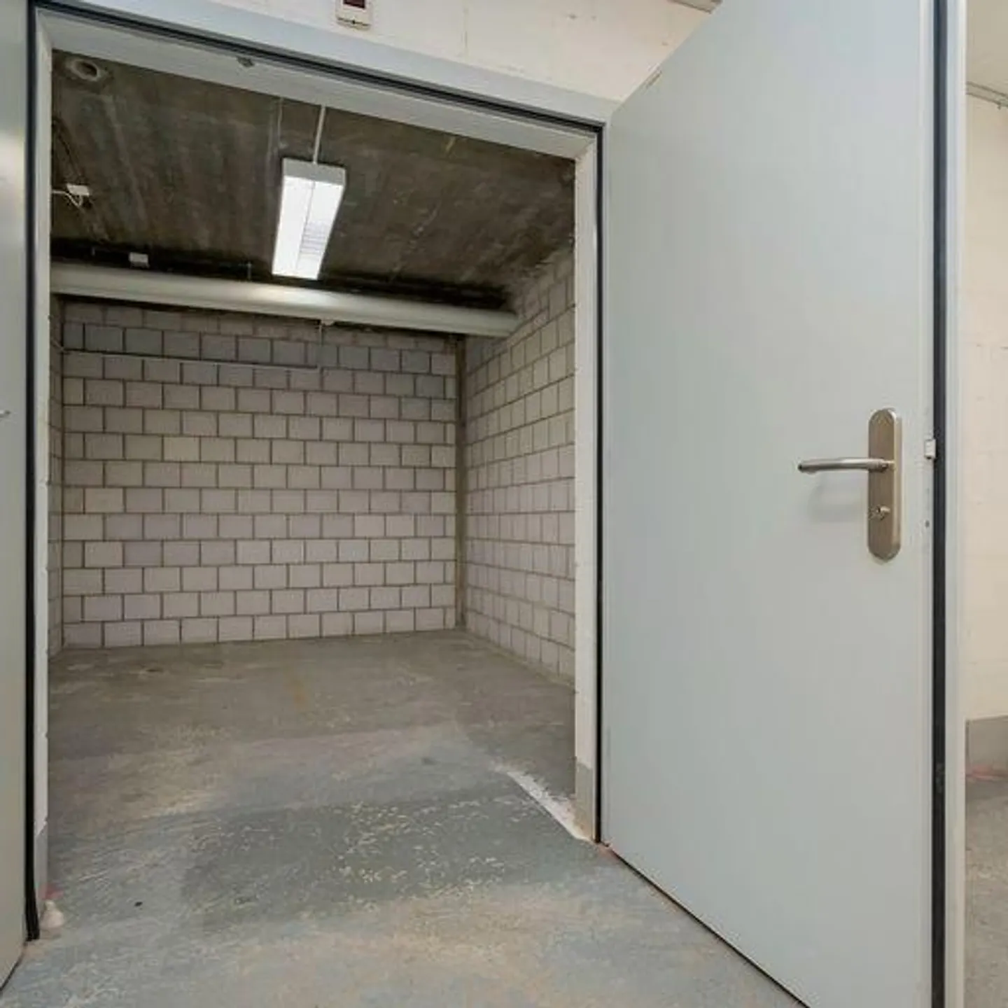 Versatile storage space in a central location in Lyss - Photo 4 of 4