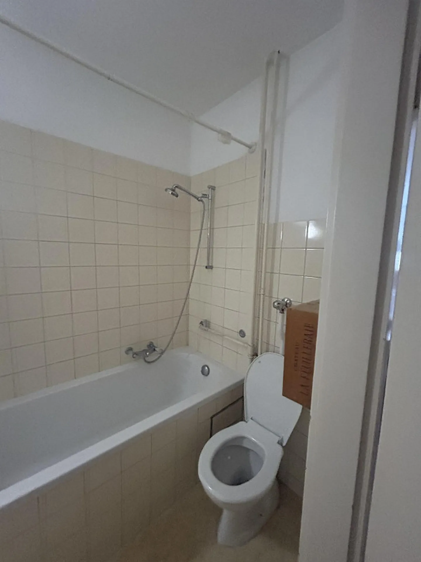 Appartement 2 pièces à louer dans le quartier Iselin - Photo 8 sur 10