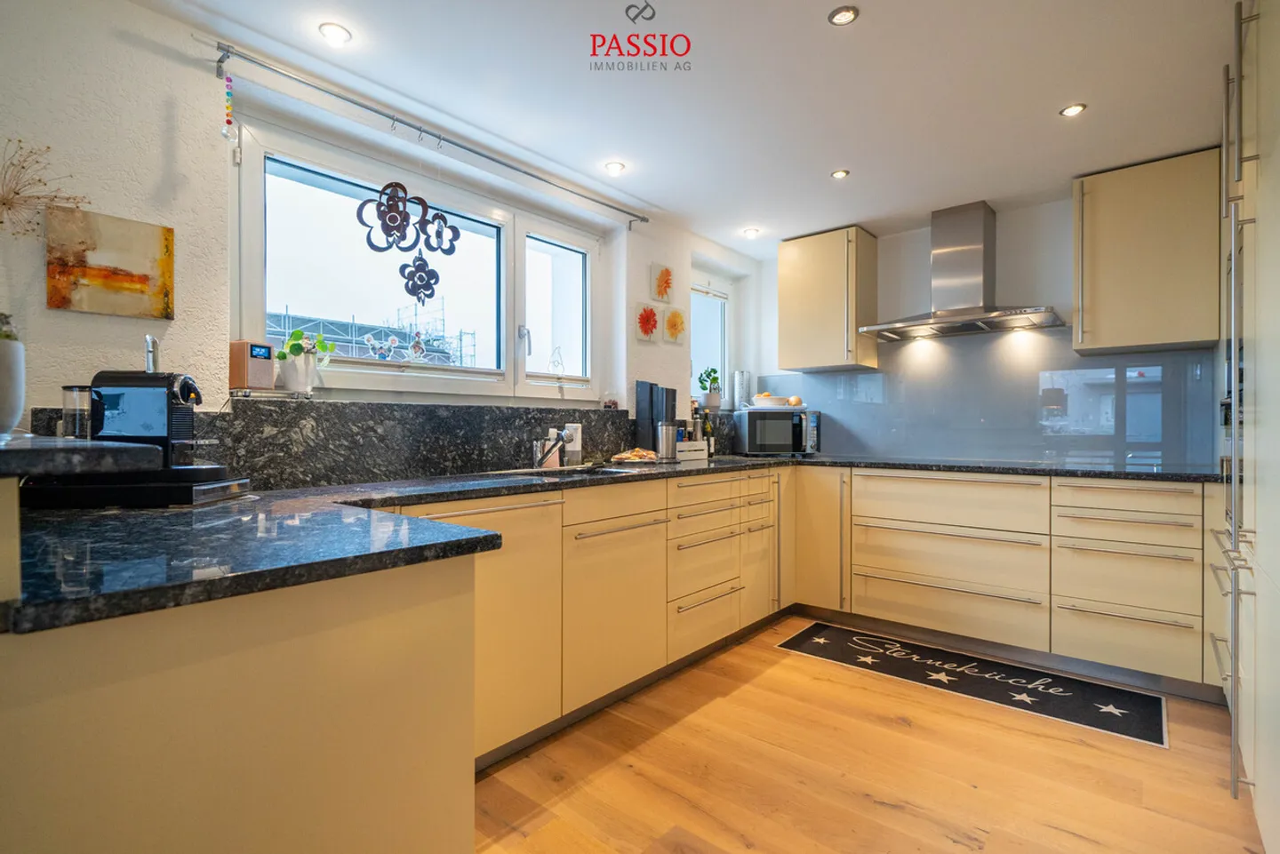 Maison individuelle de 5,5 pièces avec grand jardin au cœur d'Aefligen - Photo 9 sur 26