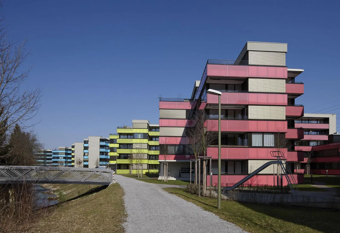 Vivere all'avanguardia a Oberi "Affittare senza deposito" - Foto 1 di 8