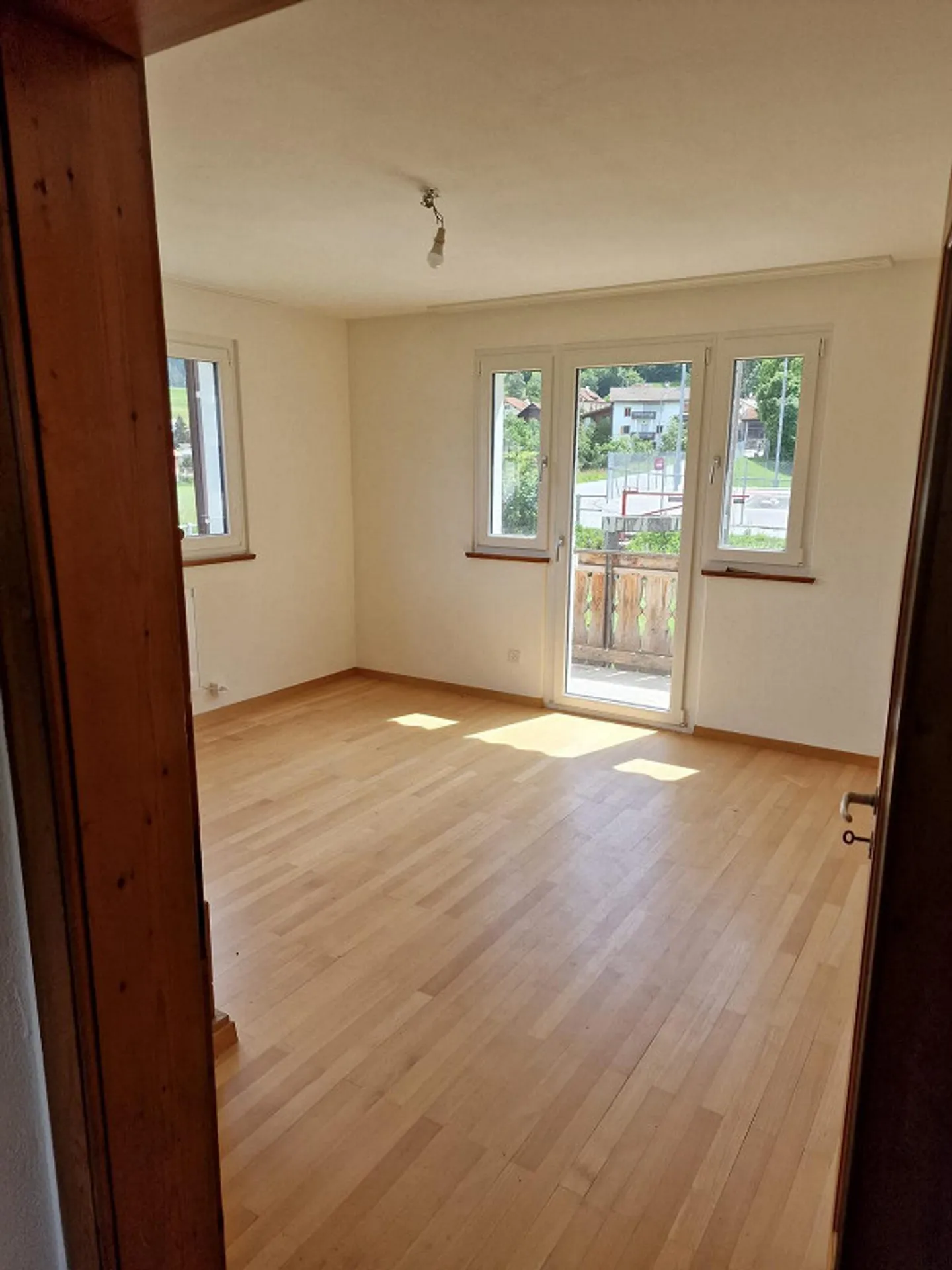 5.5 Room Single Family House - Photo 9 of 11