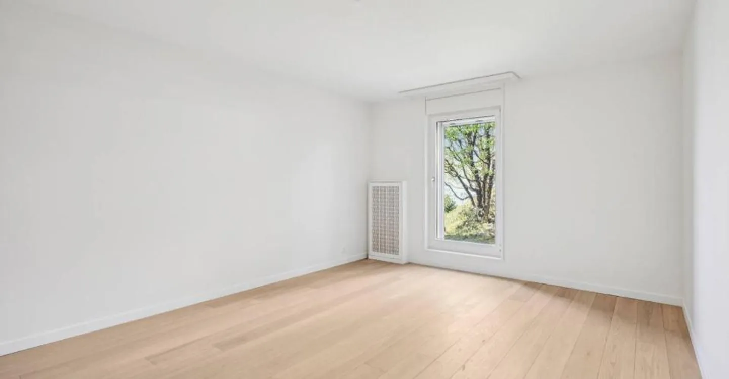 Un ambiente di vita eccezionale tra design e vista panoramica - Foto 10 di 11