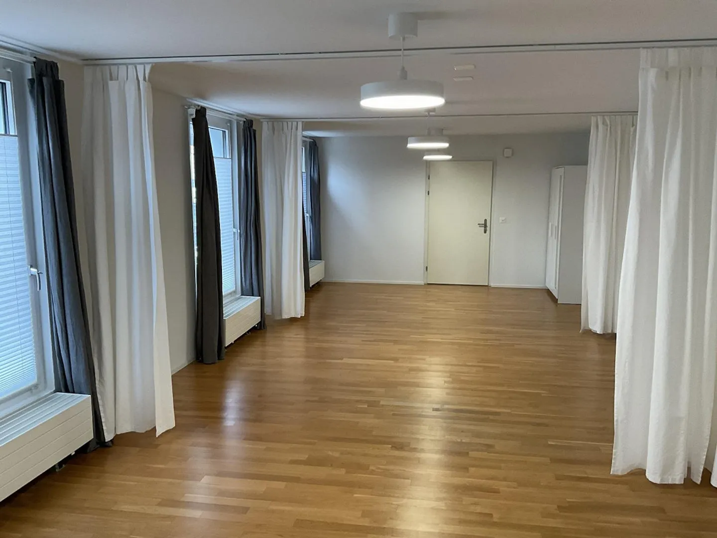 Modernes Büro-/Gewerbeangebot - Foto 2 von 4