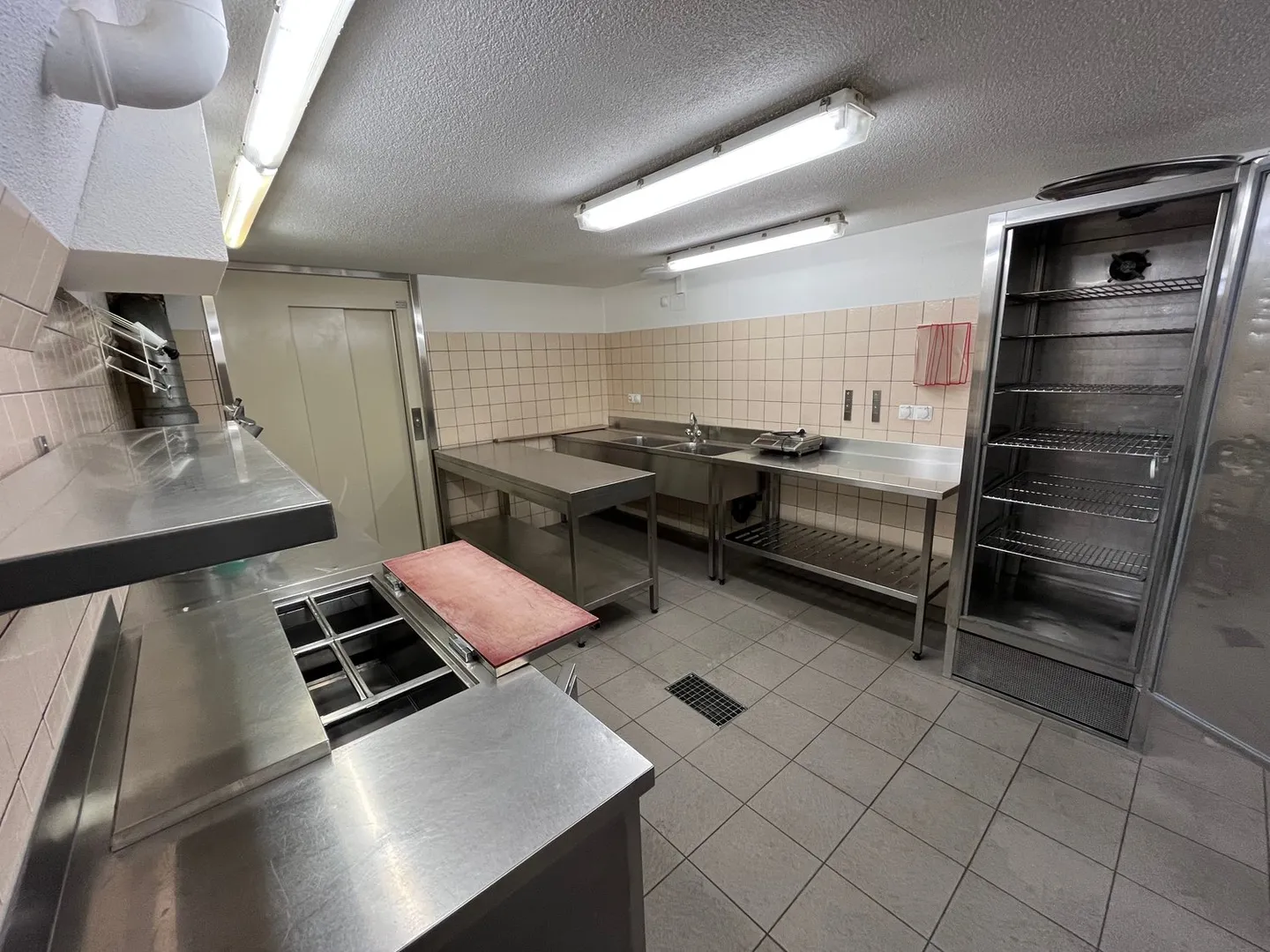 Traditional Restaurant with Lots of Charm - Photo 15 of 20