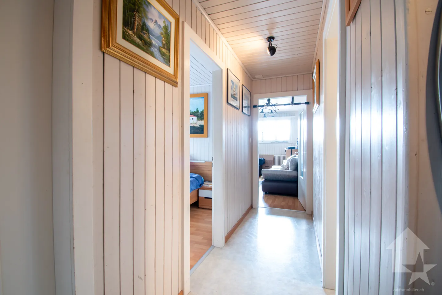 Yield building (4.9% net) in the city center of Monthey - Photo 7 of 8