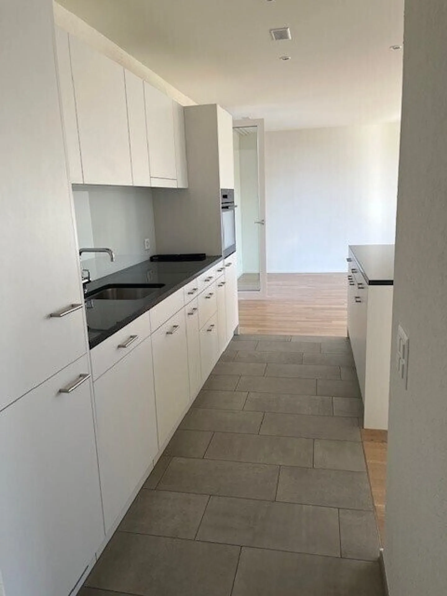 Appartamento in affitto - Foto 4 di 8