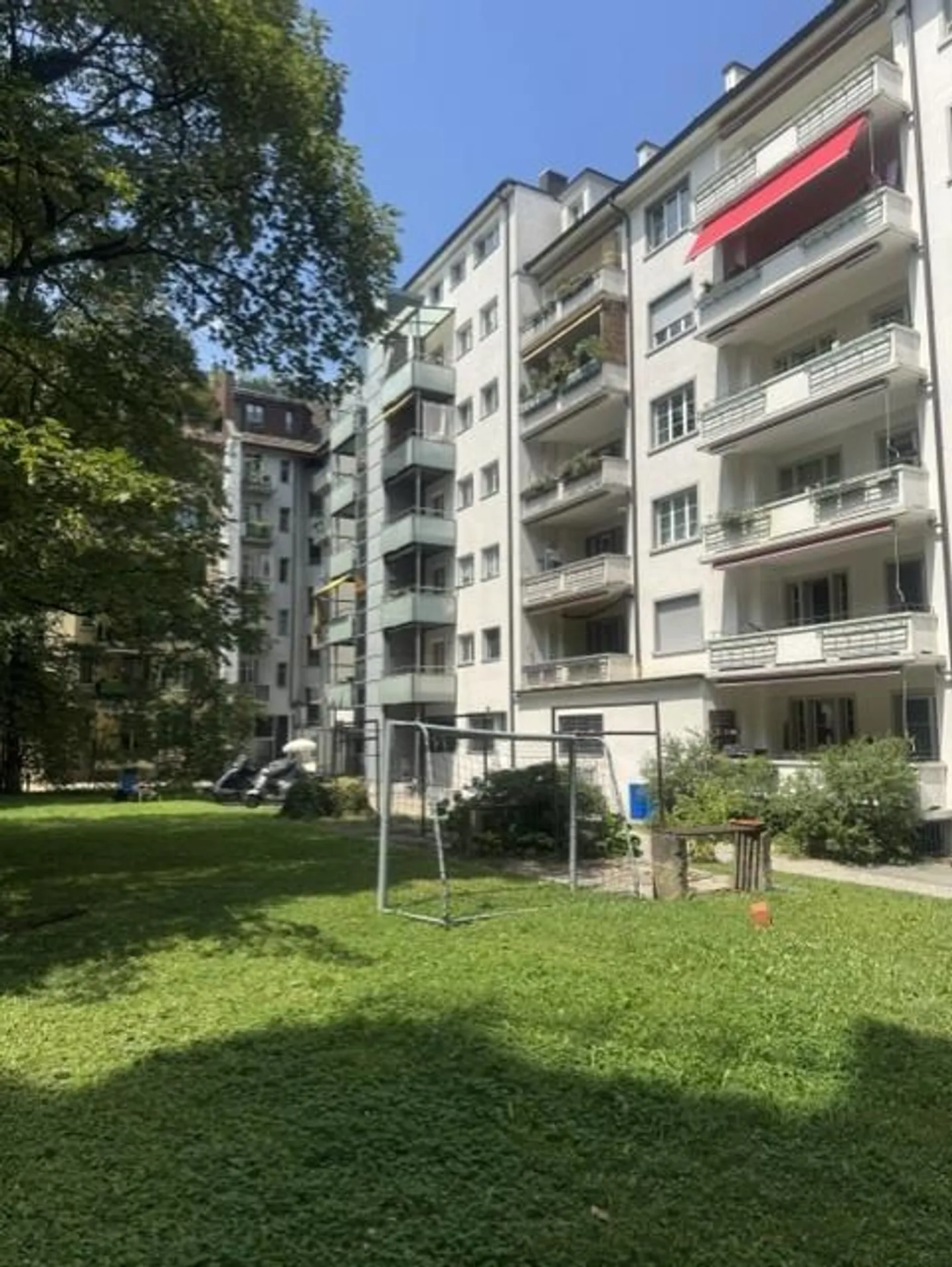 Zentrale 3-Zimmer-Wohnung in Luzern - Foto 1 von 9