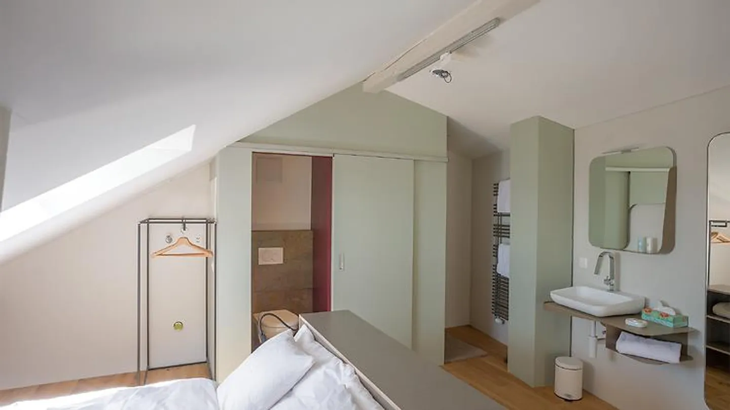 1 ROOM APARTMENT IN BELLERIVE (VD), FURNISHED, FIXED TERM - Photo 6 of 10