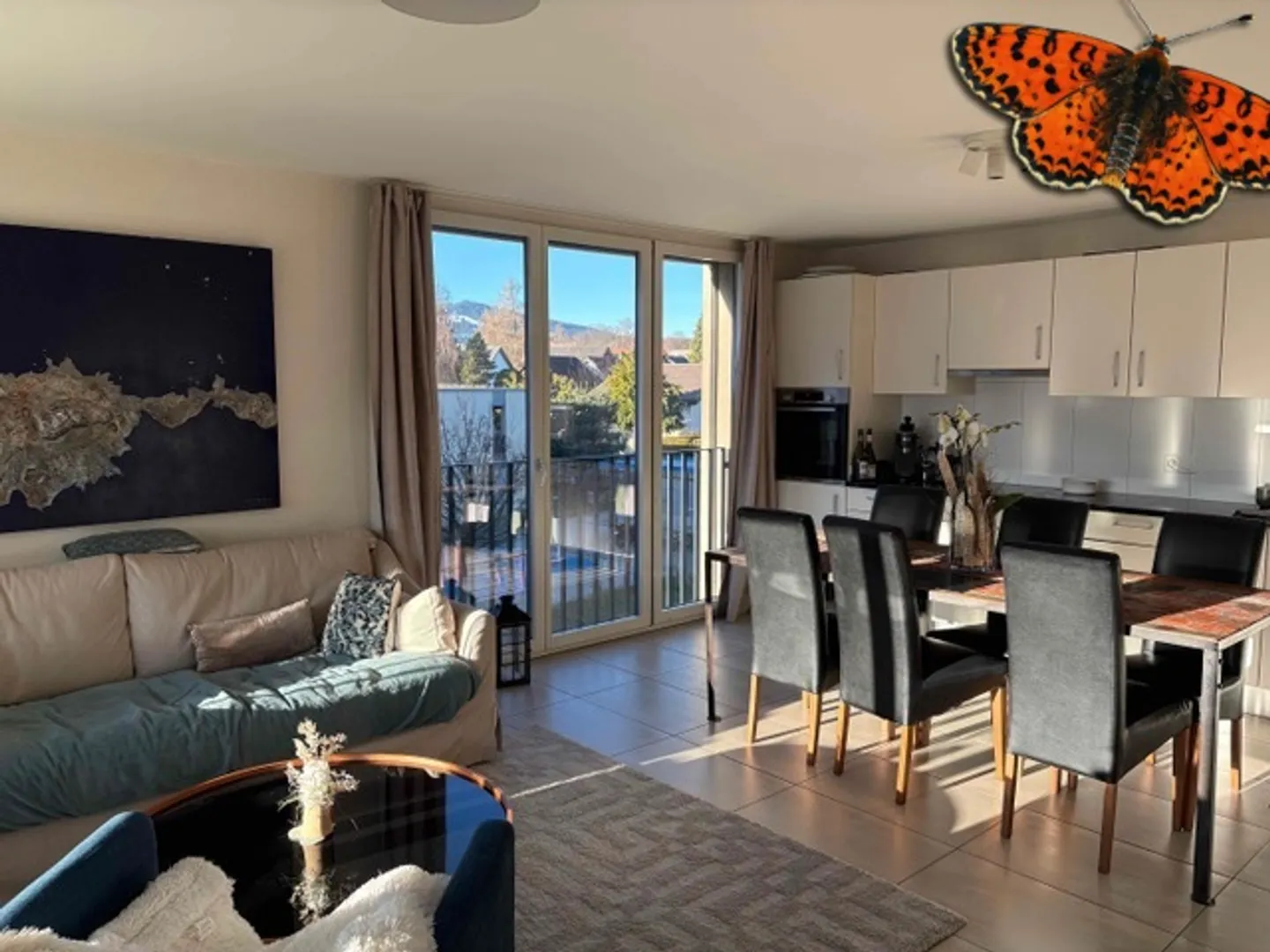 EXCLUSIVE - Magnificent 3½ room apartment with plenty of space near shops! - Photo 3 of 9