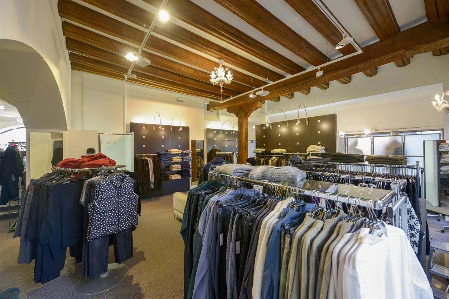 Bel espace de vente dans le centre-ville de Saint-Gall - Photo 17 sur 19