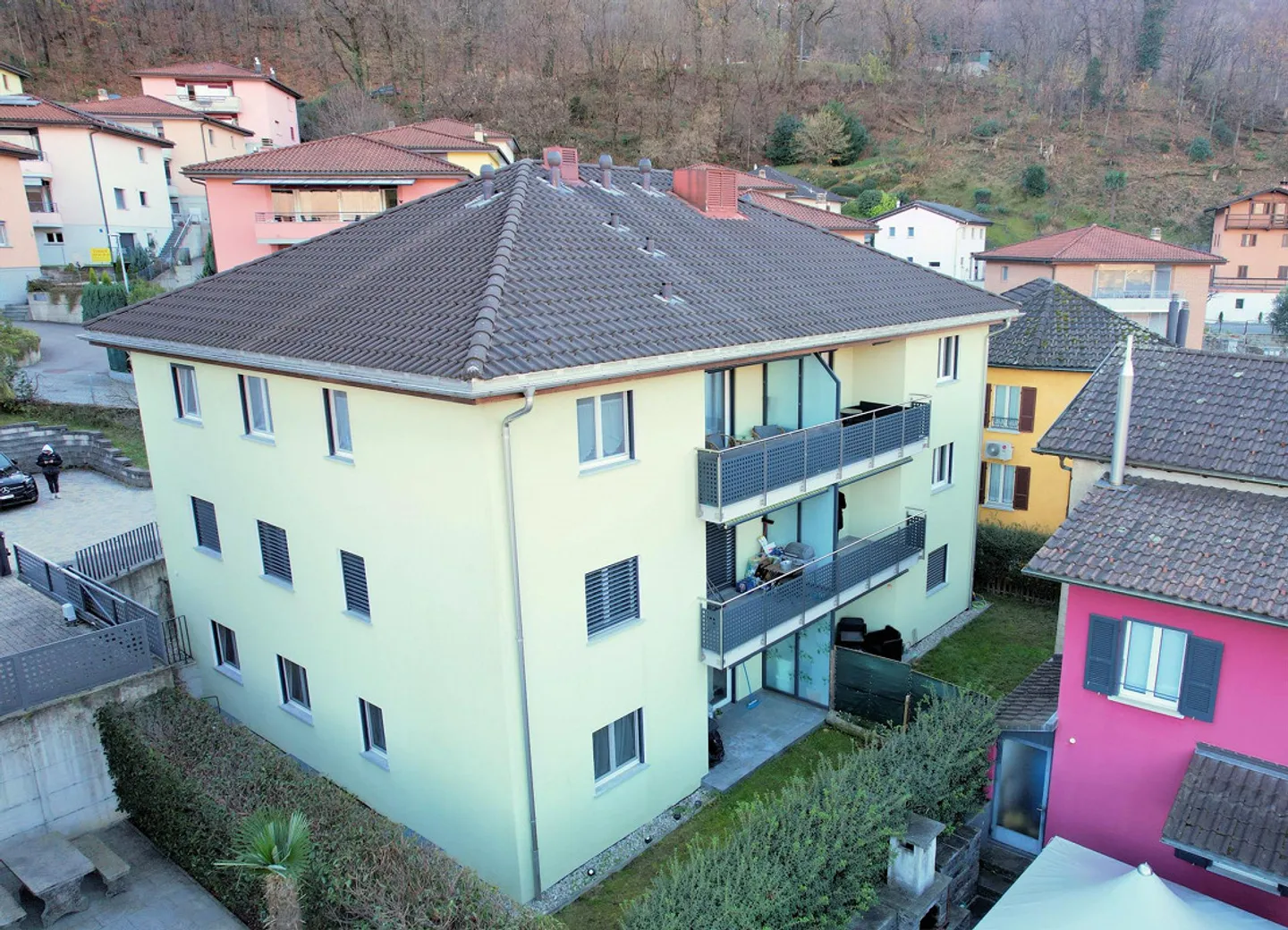 Spazioso appartamento in zona molto tranquilla - Foto 1 di 17