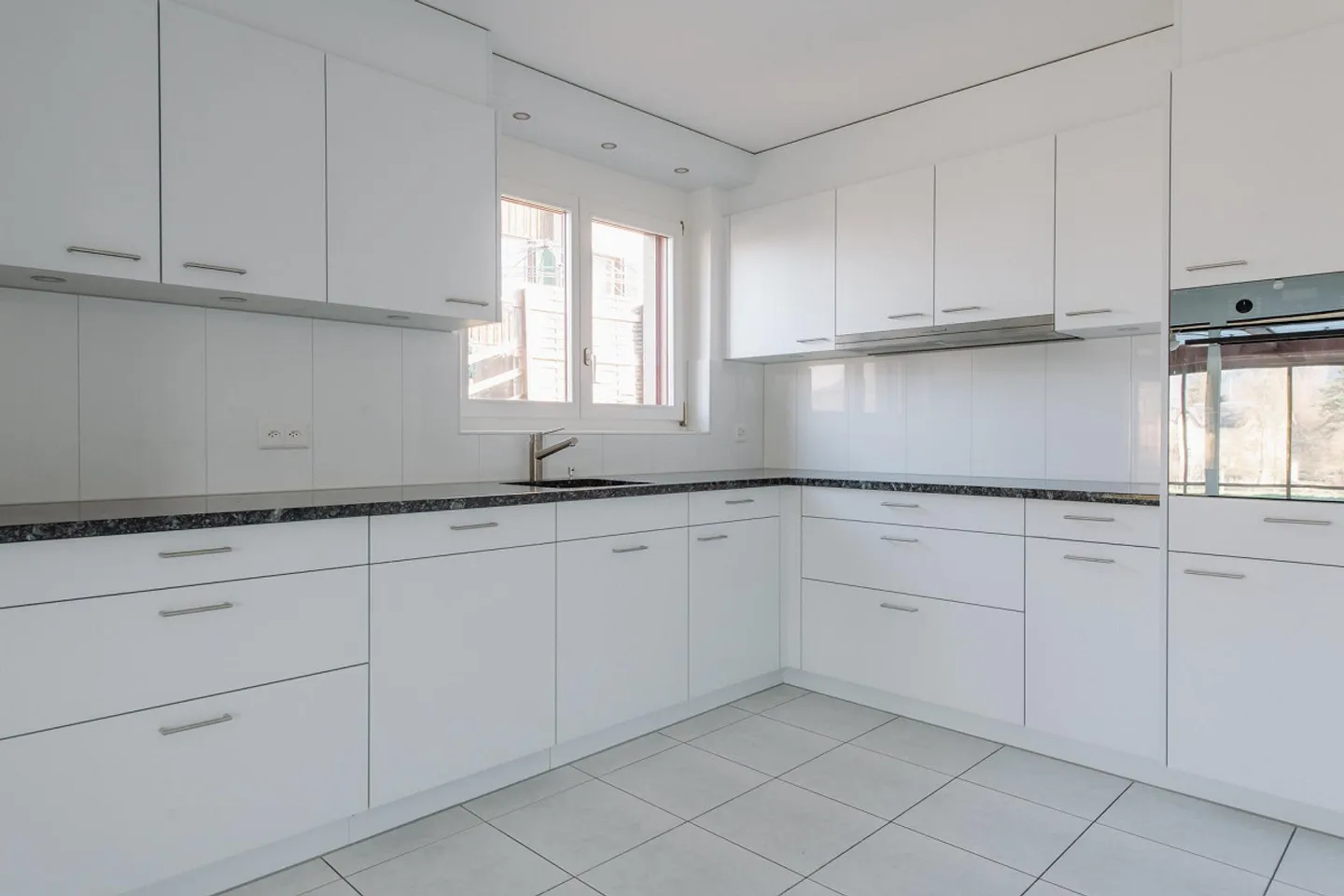 Un appartamento straordinario di 4,5 stanze a Münsingen - Foto 4 di 13