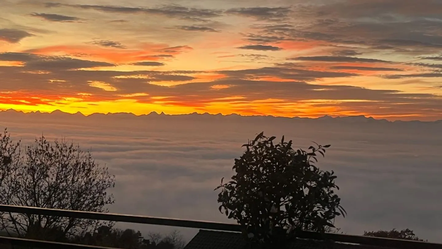 Heller Duplex mit Panoramablick - Foto 2 von 13