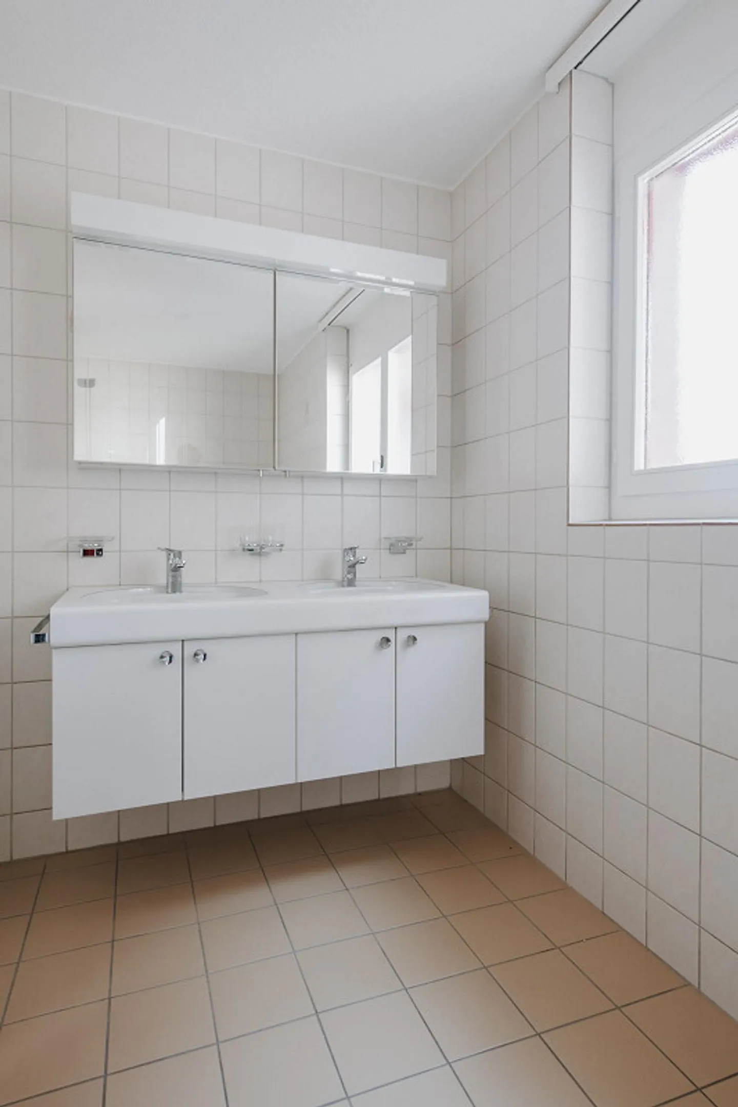 Un appartamento straordinario di 4,5 stanze a Münsingen - Foto 9 di 13