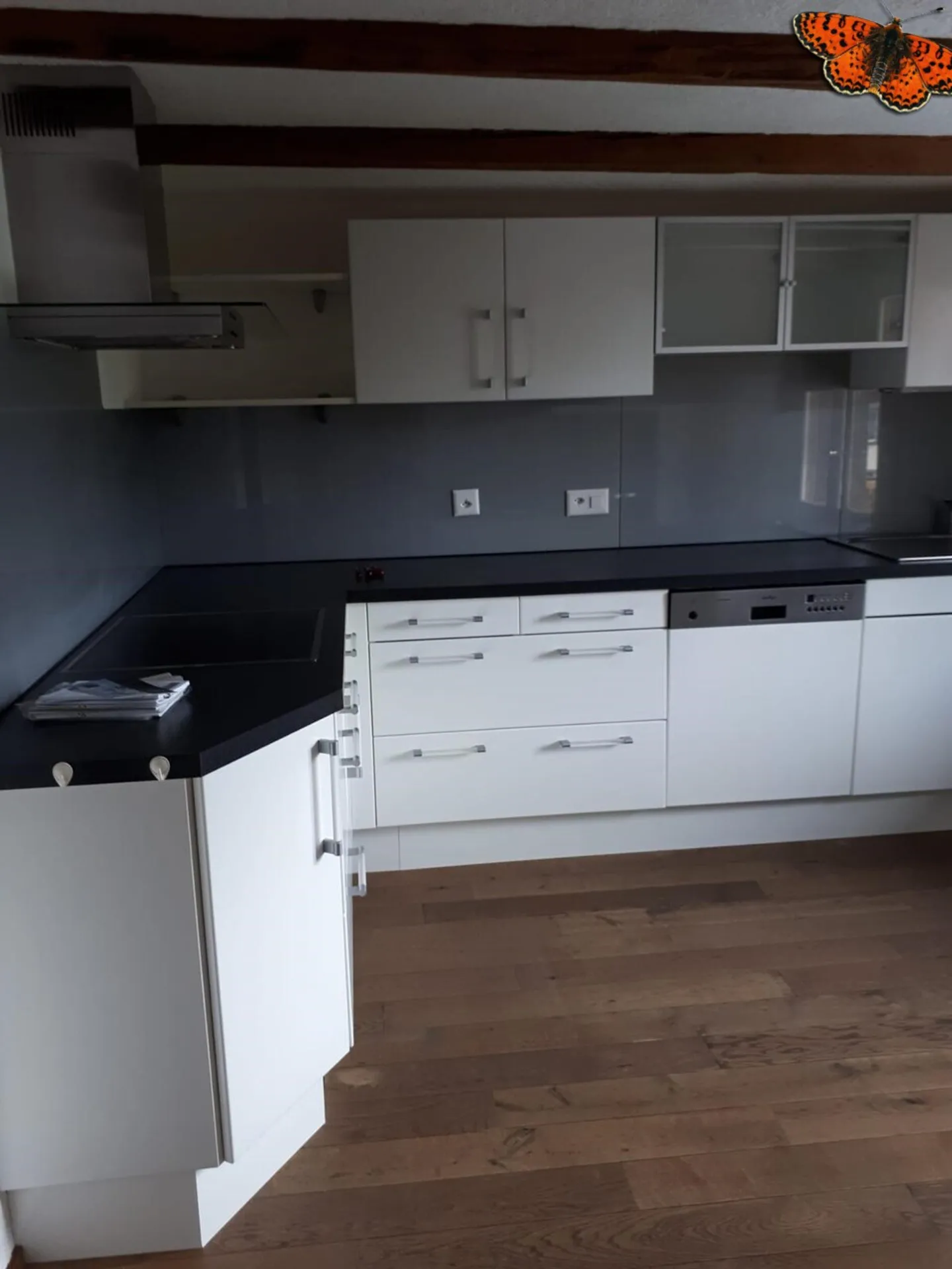 2 ½ Rooms in a True Paradise! - Photo 4 of 5