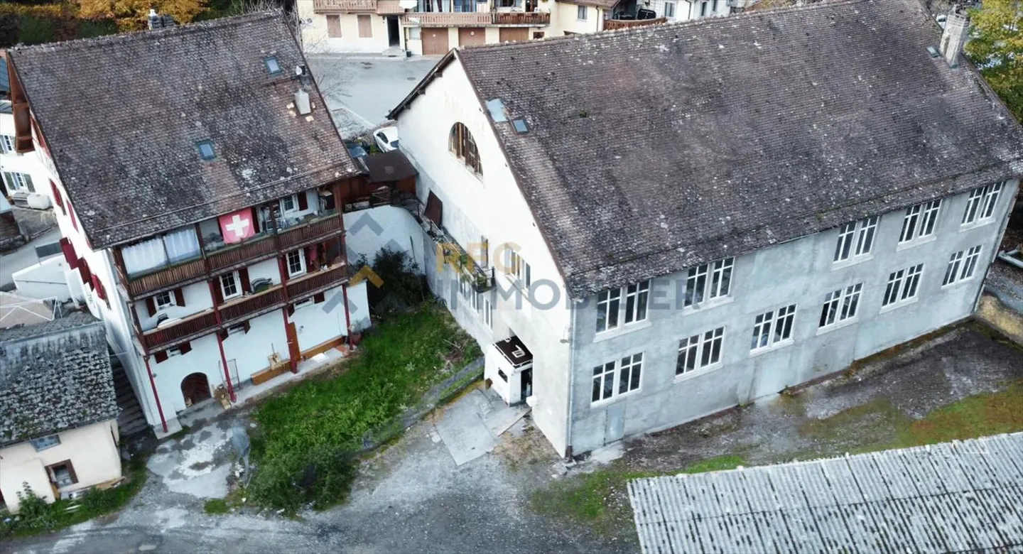 Edificio misto a Bex - Foto 2 di 3