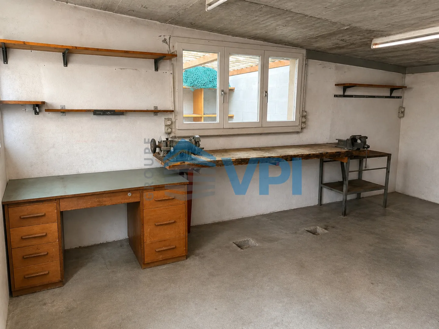 Cointrin - Bellissimo ufficio di 120 m2 con aree di stoccaggio e posti auto - Foto 5 di 6