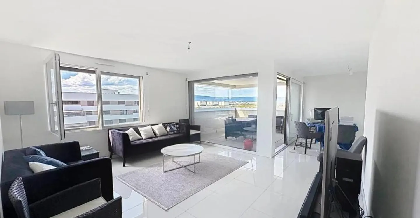 Magnifique Attique avec Vue Panoramique - Photo 2 sur 12