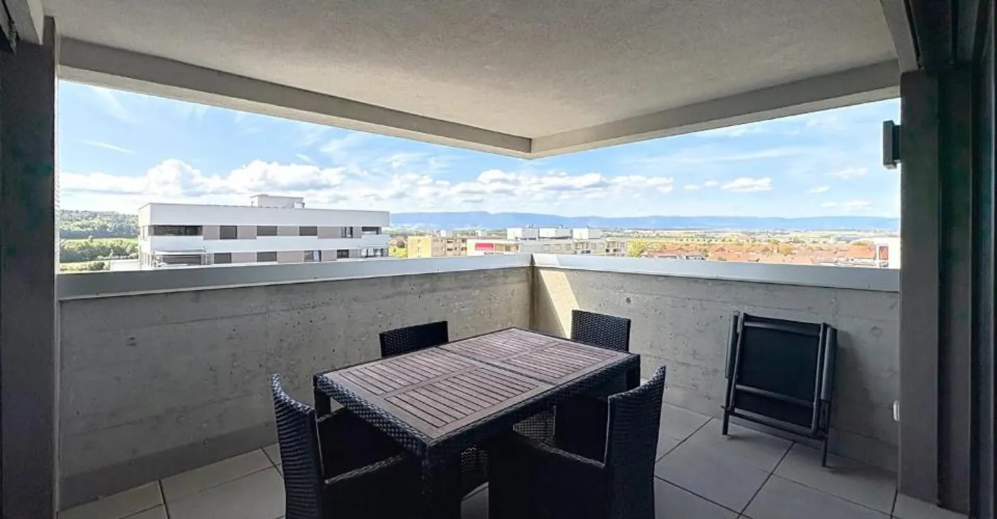 Magnifique Attique avec Vue Panoramique - Photo 3 sur 12