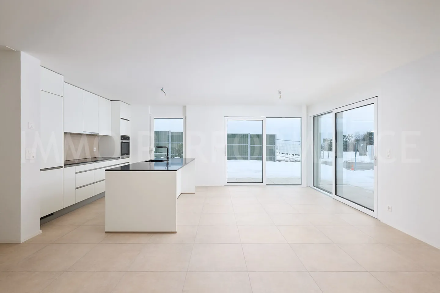 Moderne und familienfreundliche Einzelvilla - Foto 3 von 15