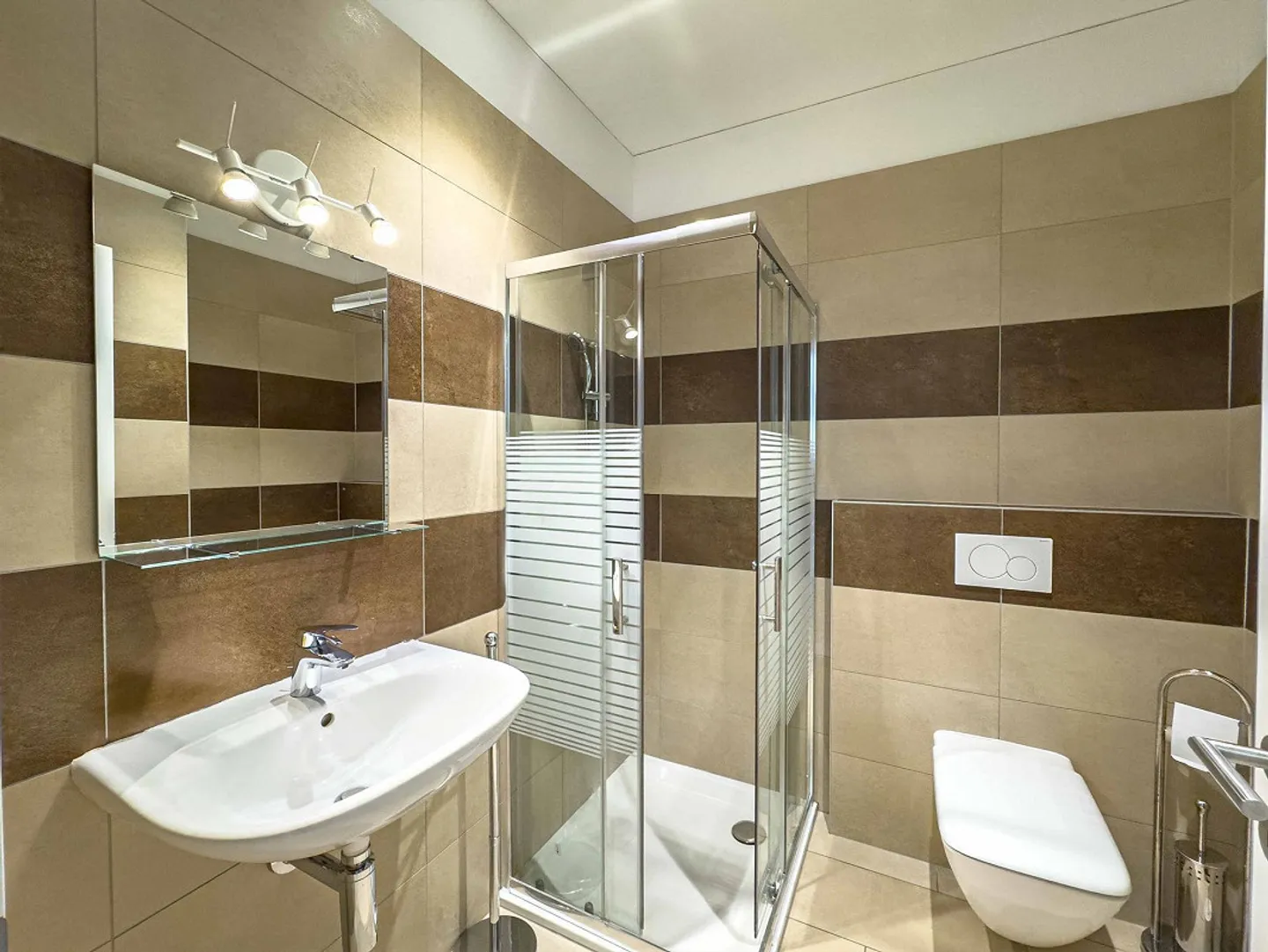 3,5-Zimmer-Wohnung mit Terrasse in Lugano - Foto 7 von 9