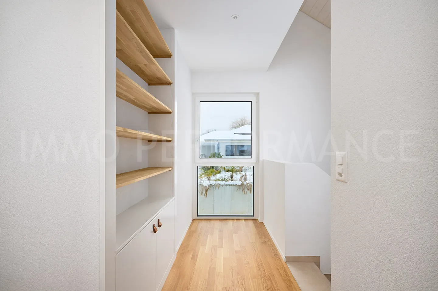 Moderne und familienfreundliche Einzelvilla - Foto 7 von 15