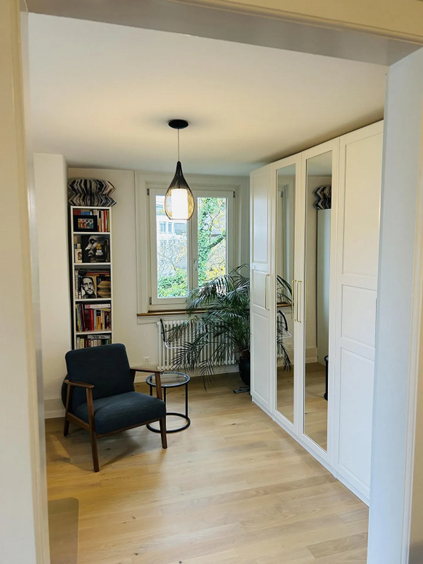 Charming 4-Room Penthouse - Photo 5 of 12