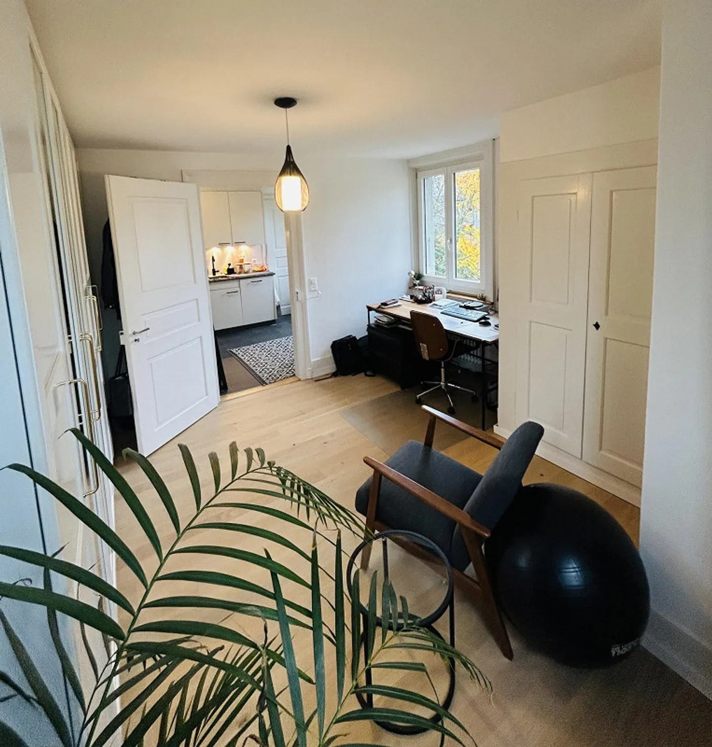 Charming 4-Room Penthouse - Photo 6 of 12