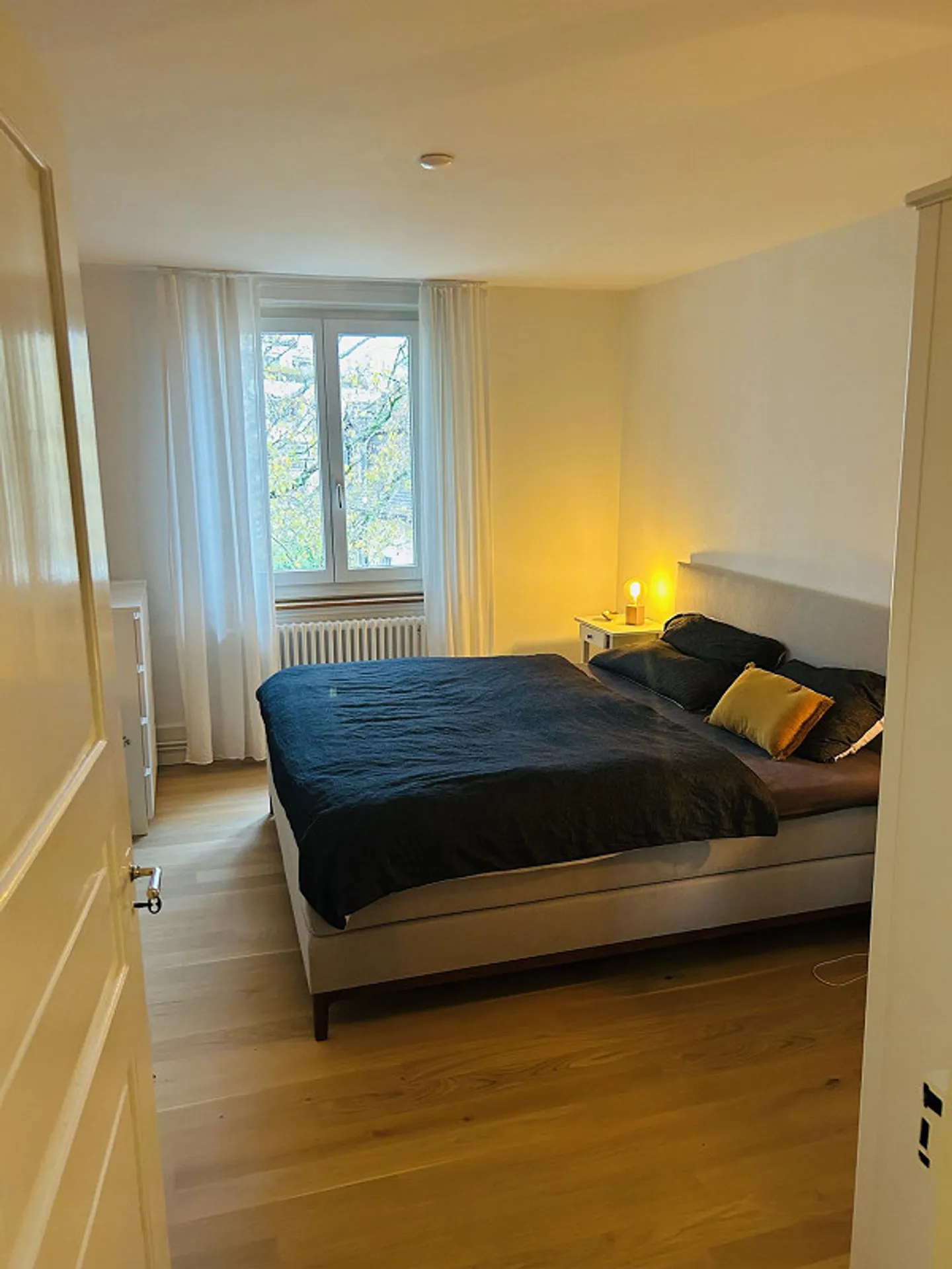 Charming 4-Room Penthouse - Photo 8 of 12