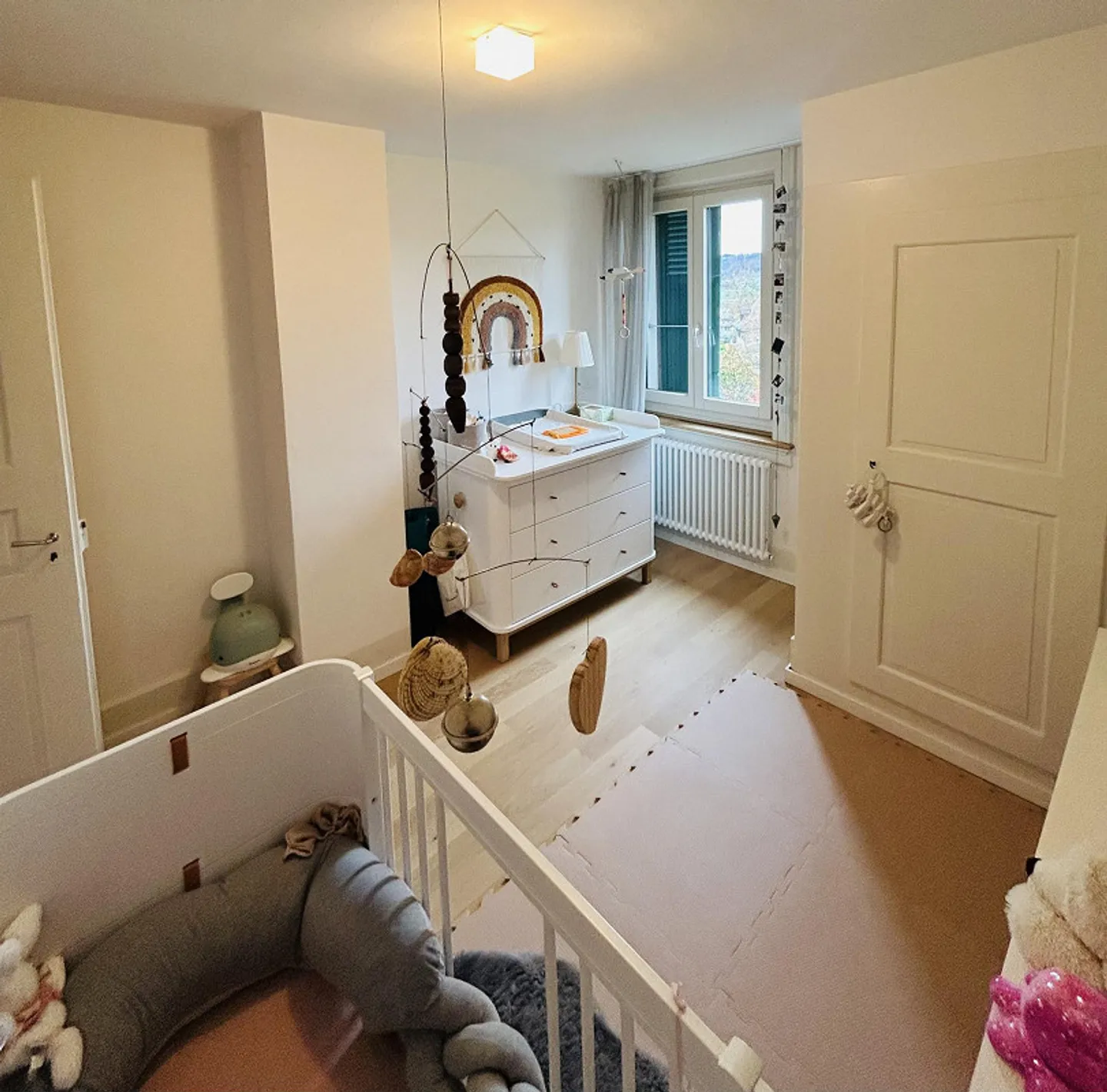 Charming 4-Room Penthouse - Photo 9 of 12