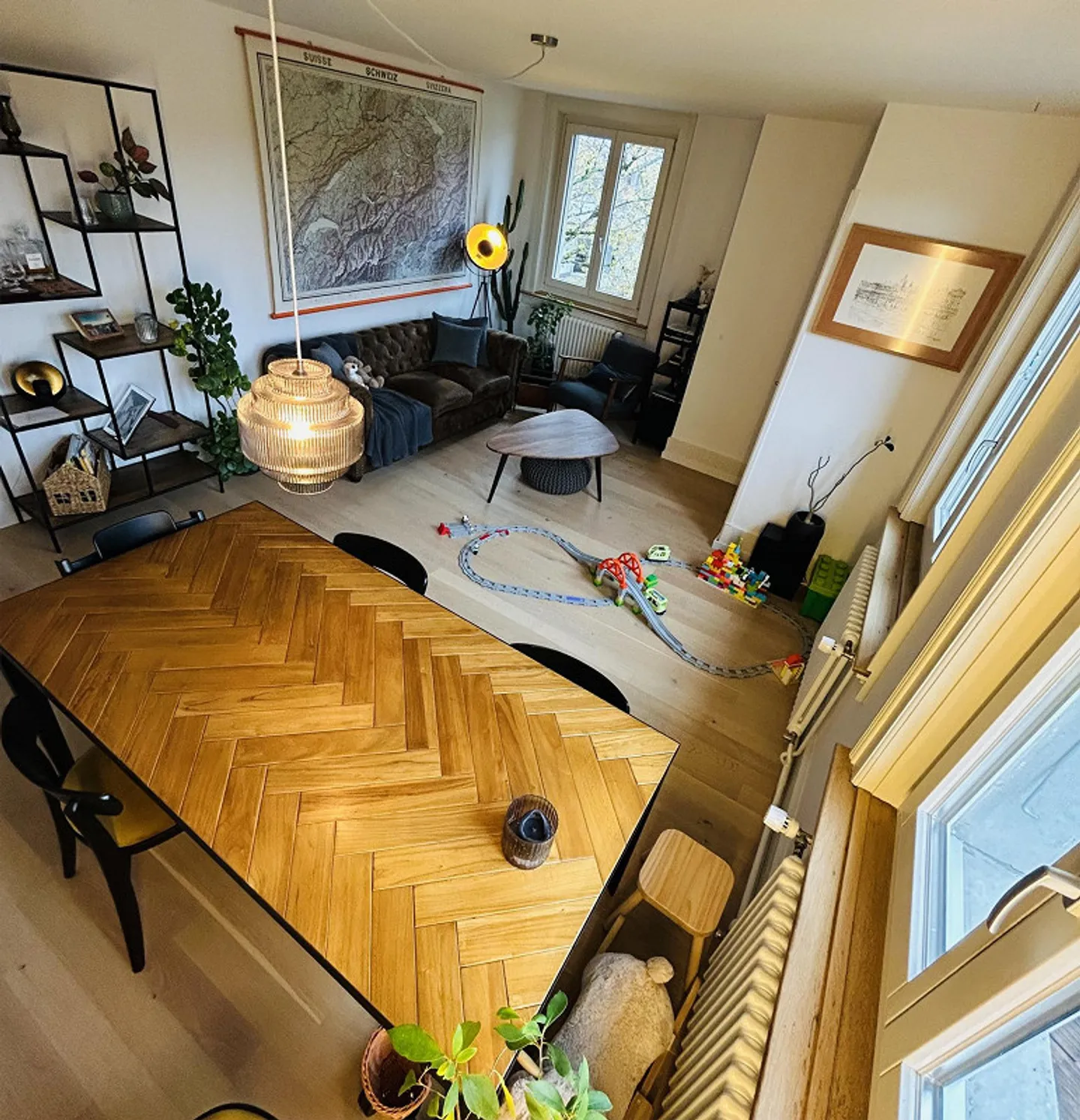 Charming 4-Room Penthouse - Photo 11 of 12