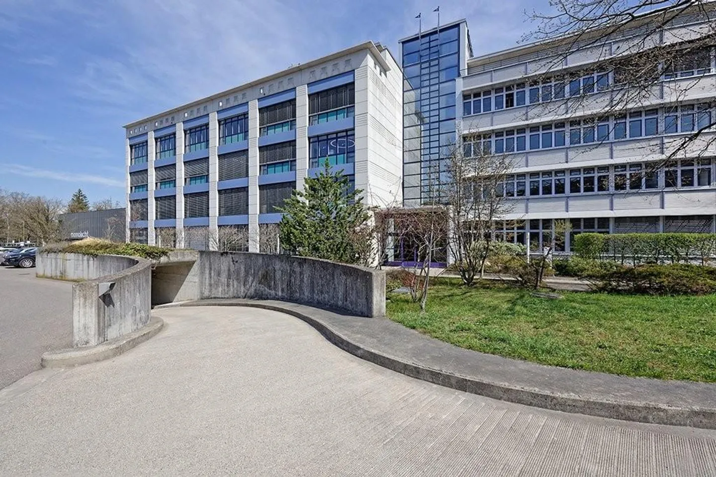Magazzino a Winterthur-Wülflingen - Foto 1 di 2