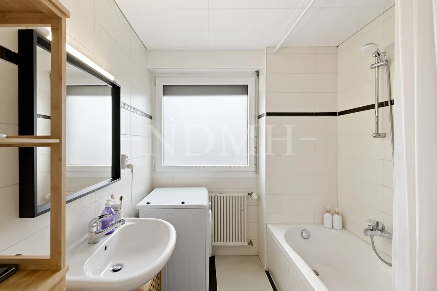 Appartamento spazioso di 4,5 stanze completamente ristrutturato - Foto 12 di 13