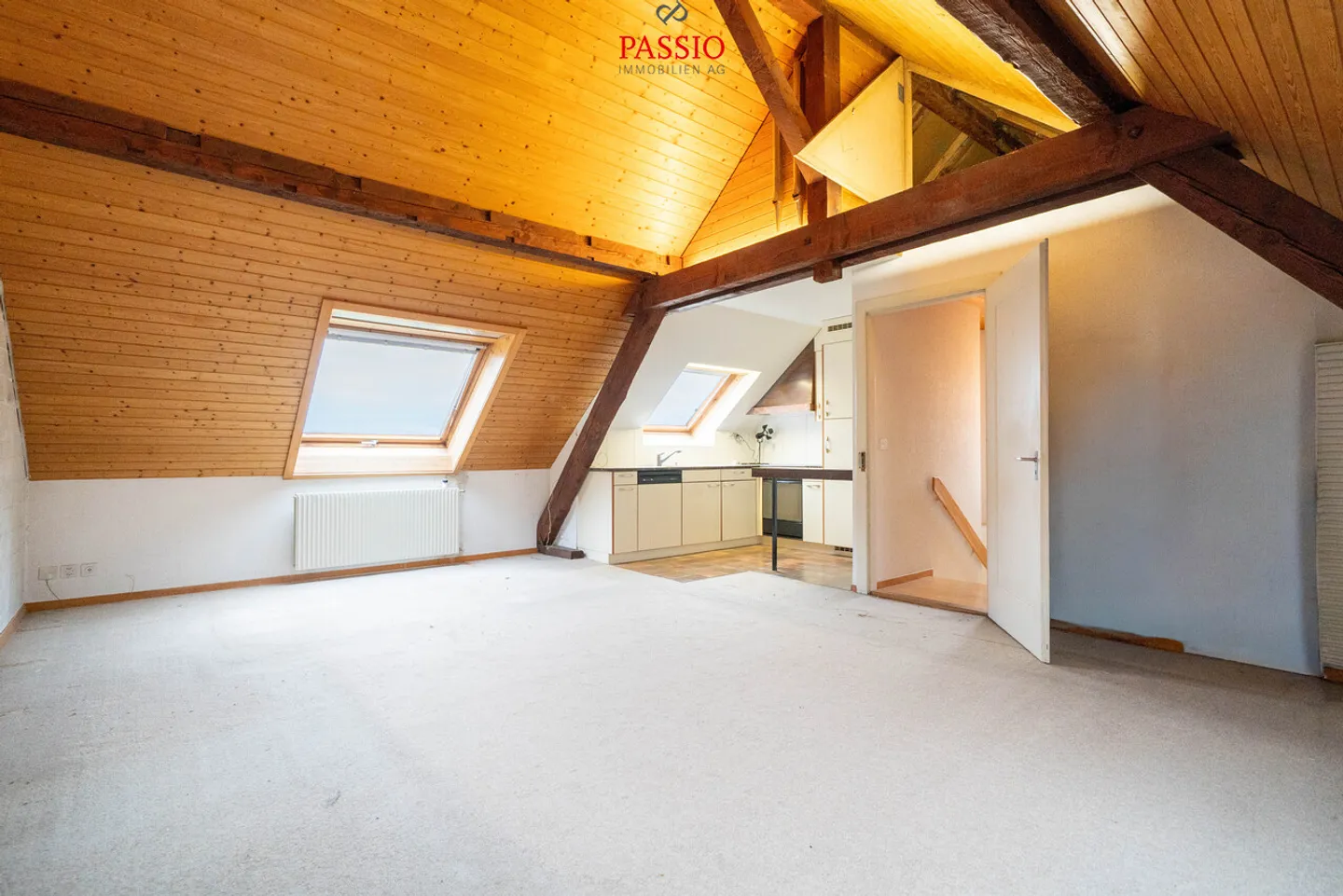 Living & Working Combined – 5.5-Room House with Commercial Part - Photo 3 of 25