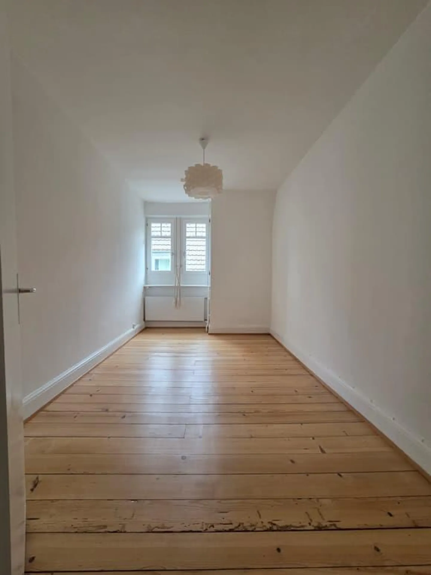 First occupancy after renovation: Charming 3.5-room old building apartment in Basel - Photo 3 of 8